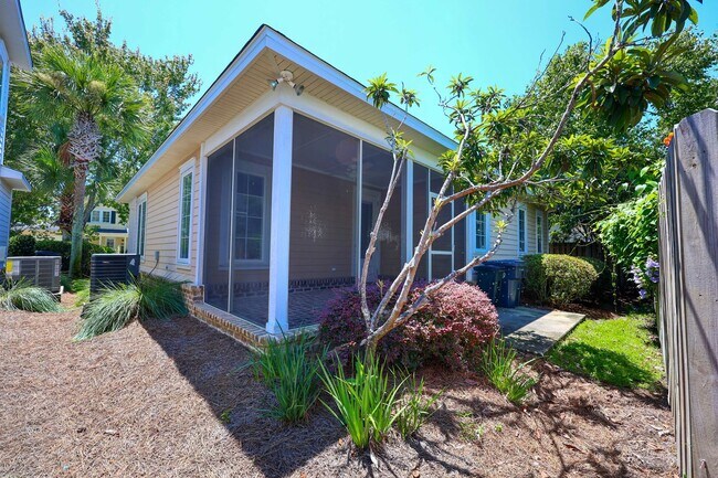 Building Photo - Church Street Village Home For Rent