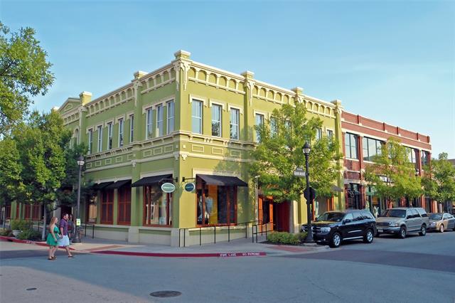 Building Photo - 1530 Meeting St
