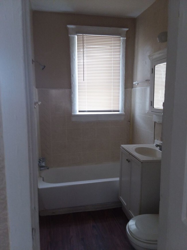 Building Photo - Safe and Secure