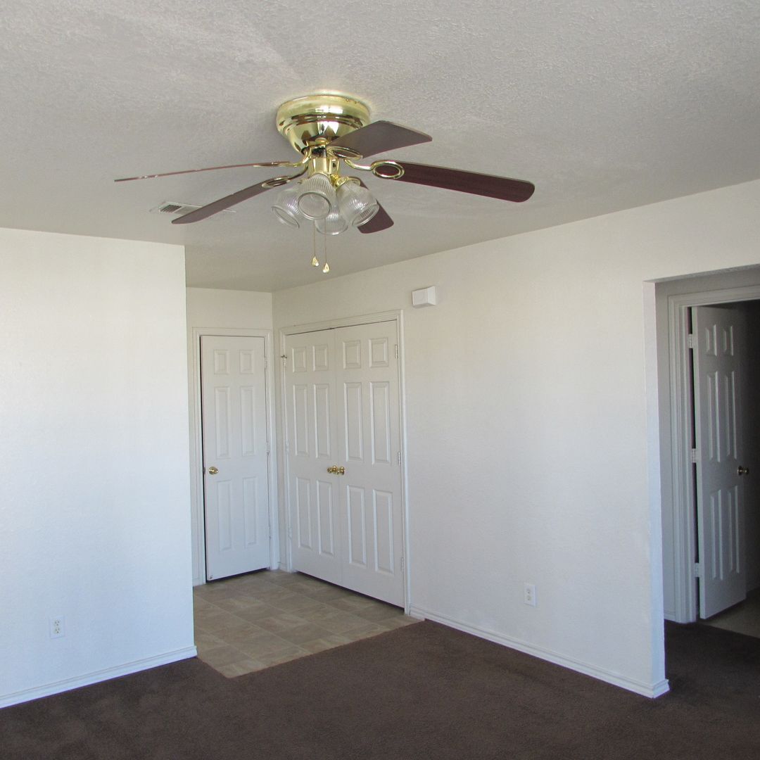 Building Photo - 3308 Hereford Ln