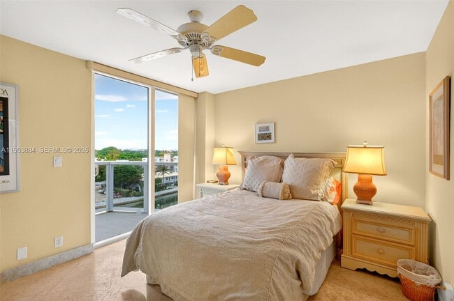 Building Photo - 2401 Collins Ave