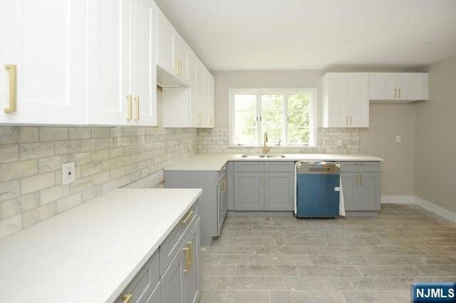 Building Photo - 27-14 Berdan Ave