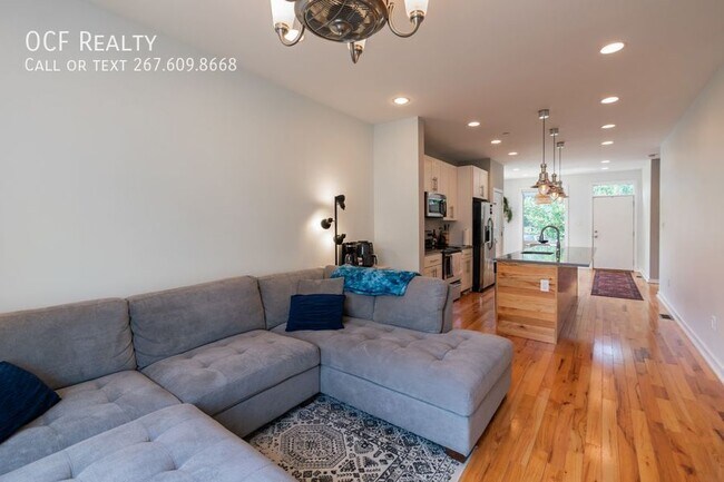 Building Photo - 2029 E Huntingdon St