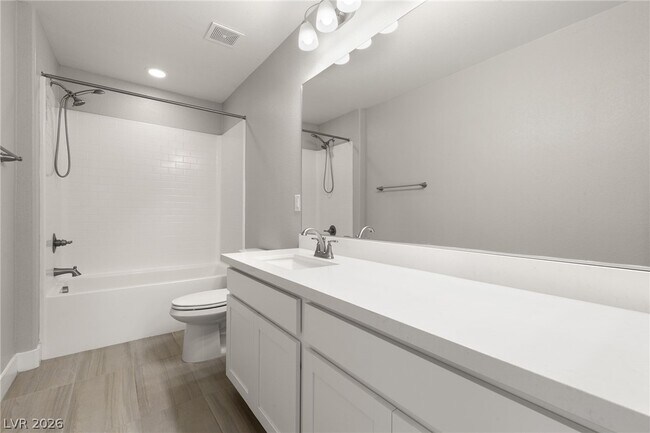 Building Photo - 129 Parliament Point