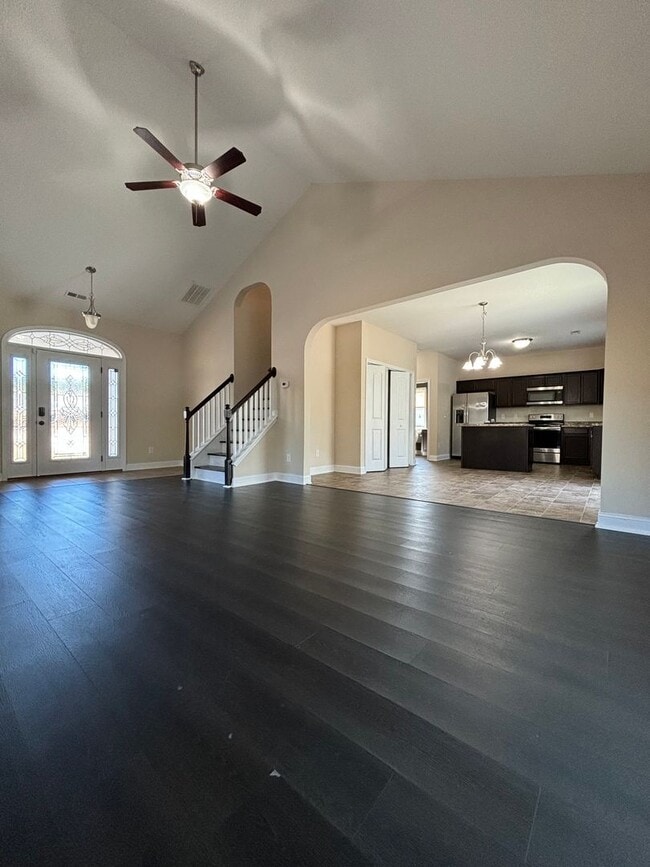 Building Photo - Sensational on Sundown