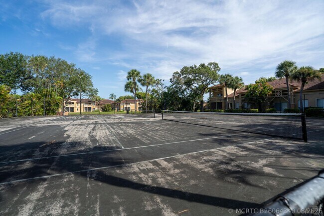 Building Photo - 4791 Via Palm Lakes