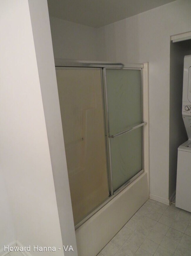 Building Photo - 2 br, 2 bath House - 520 Mary Robert Lane ...