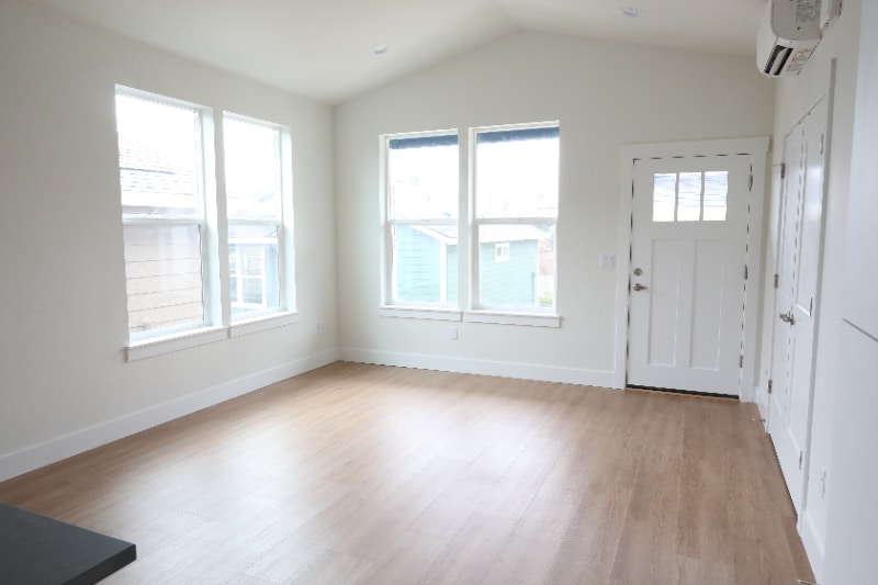 Building Photo - 12917 SE Ridgecrest Rd