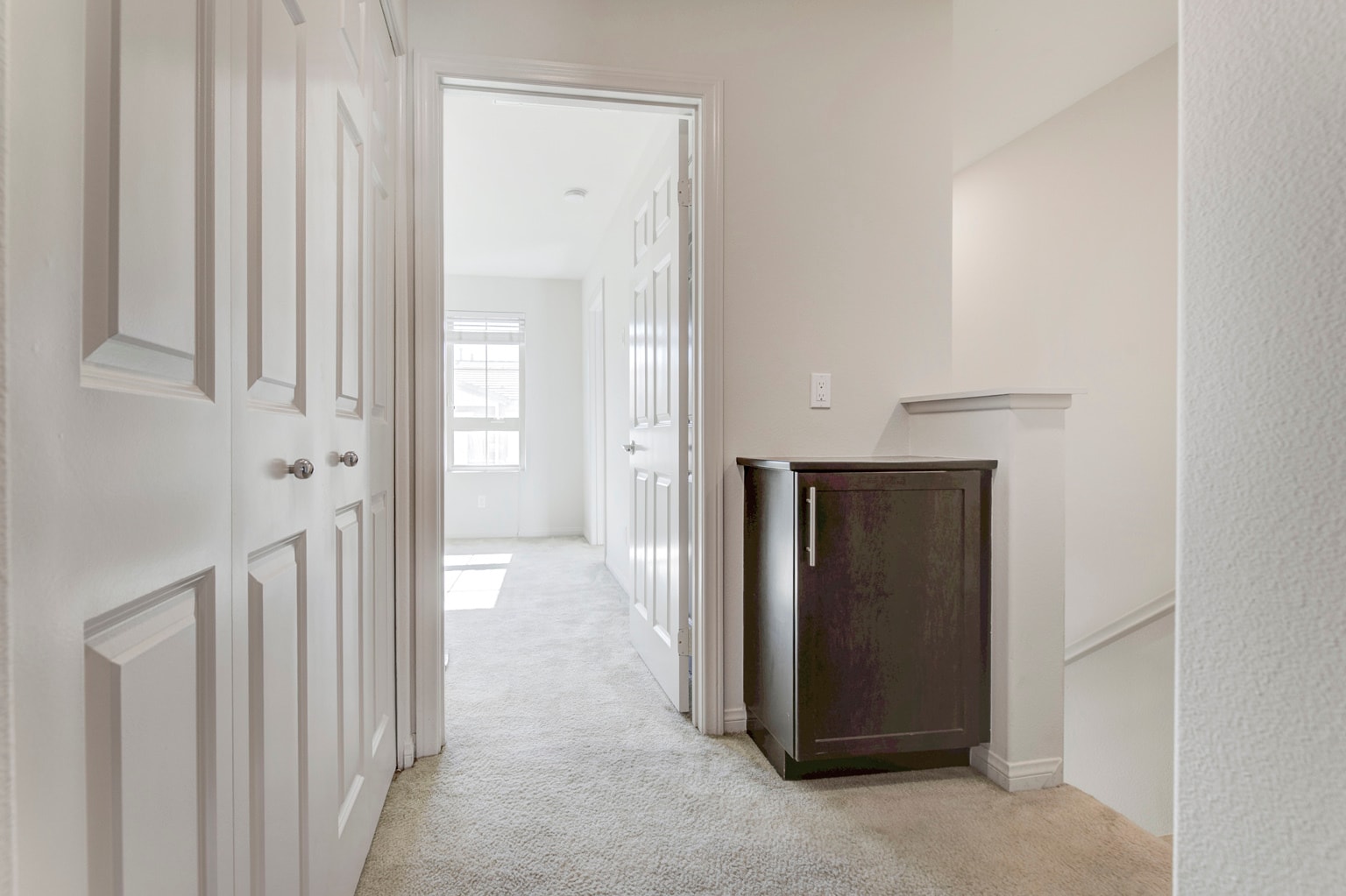 Building Photo - 14121 W Oak Ln