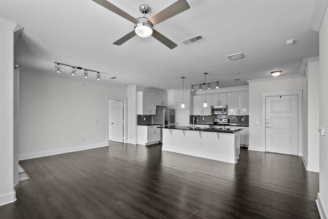 Building Photo - 366 FM 1488