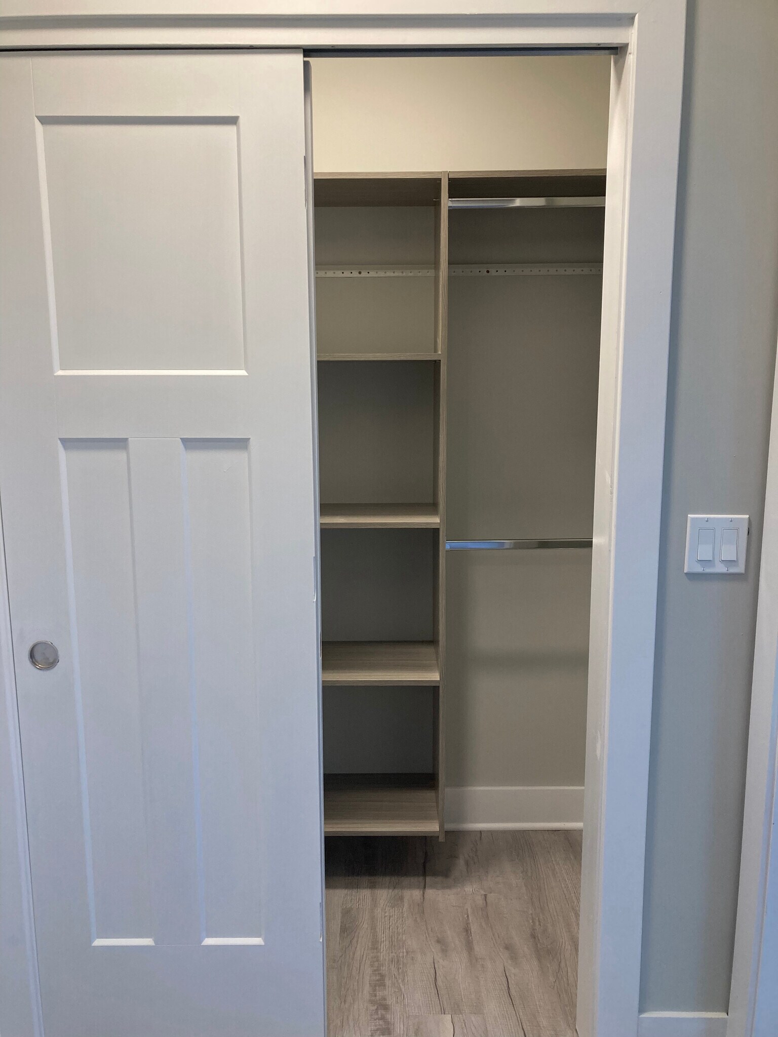 Building Photo - 372 Hazel Ave