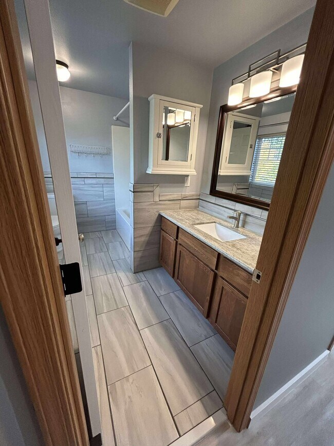 Building Photo - 15839 Yelm Terra Way SE