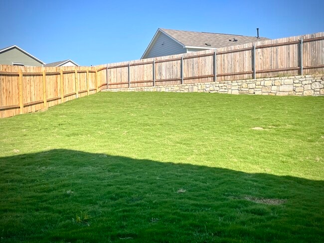 Building Photo - 5912 Eden Dr