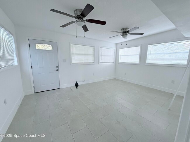 Building Photo - 2473 Largo Ave