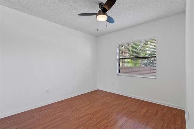 Building Photo - 2900 NW 42nd Ave