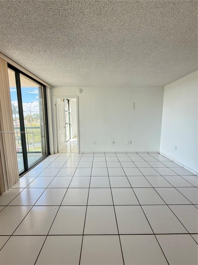 Building Photo - 2075 SW 122nd Ave