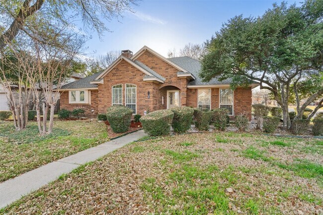 Building Photo - 3429 Nottingham Dr