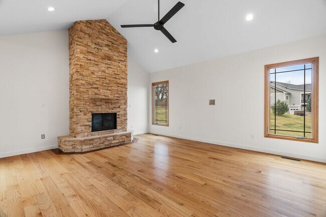 Building Photo - 15 Carl Roberts Rd