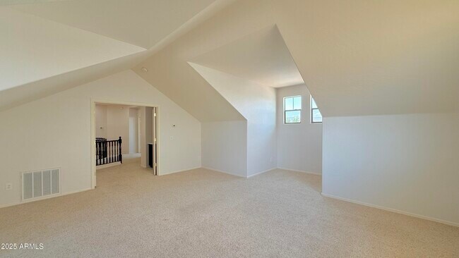 Building Photo - 3316 E Kingbird Pl