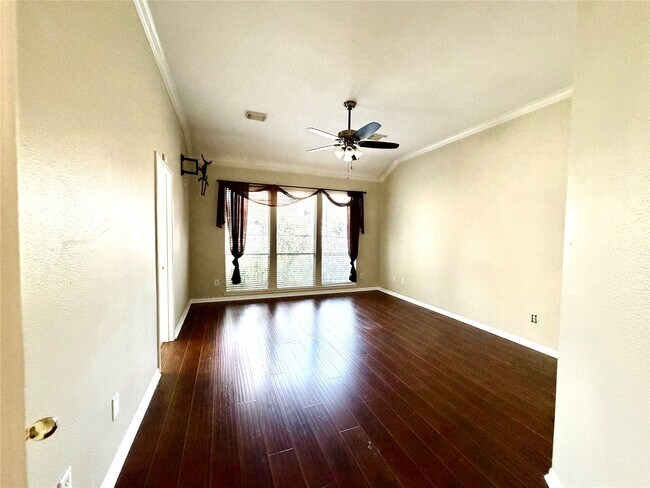 Building Photo - 1723 Wind Trace Cove