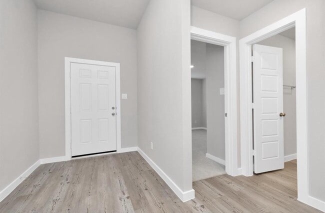 Building Photo - 2627 Border Cv Cir