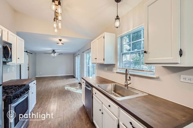 Building Photo - 3162 Boothbay Ln