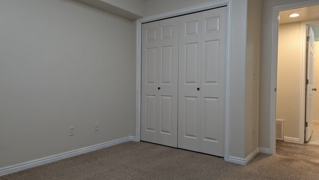 Building Photo - 3181 Alsace Way