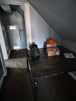 Building Photo - 10113 Parkgate Ave