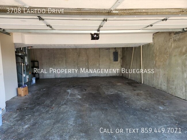 Building Photo - 3708 Laredo Dr