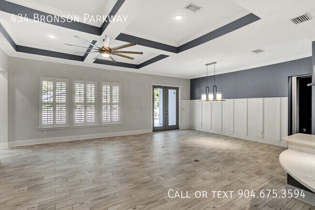 Building Photo - 434 Bronson Pkwy
