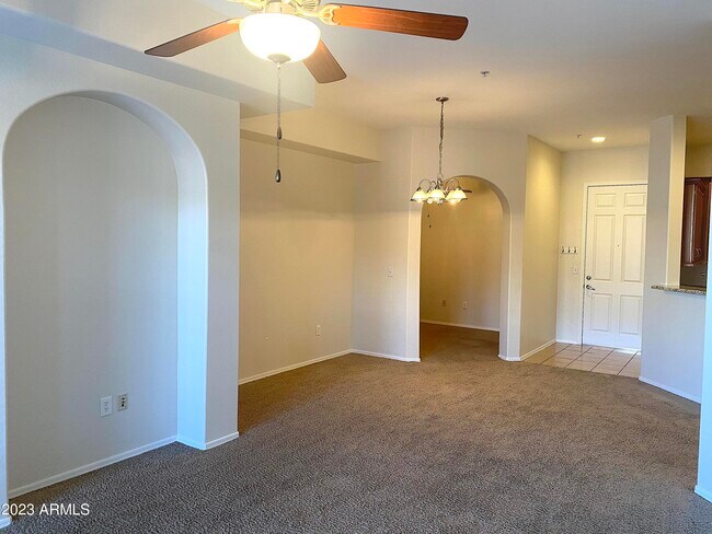 Building Photo - 14575 W Mountain View Blvd