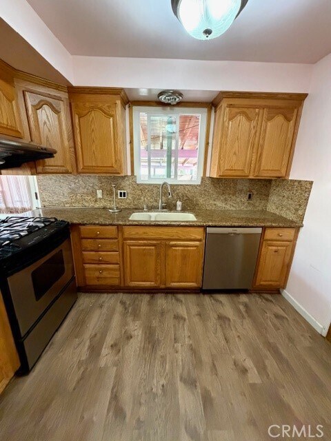 Building Photo - 8653 Norwood Pl