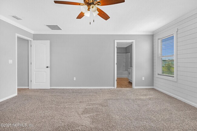 Building Photo - 150 Logrono Ct