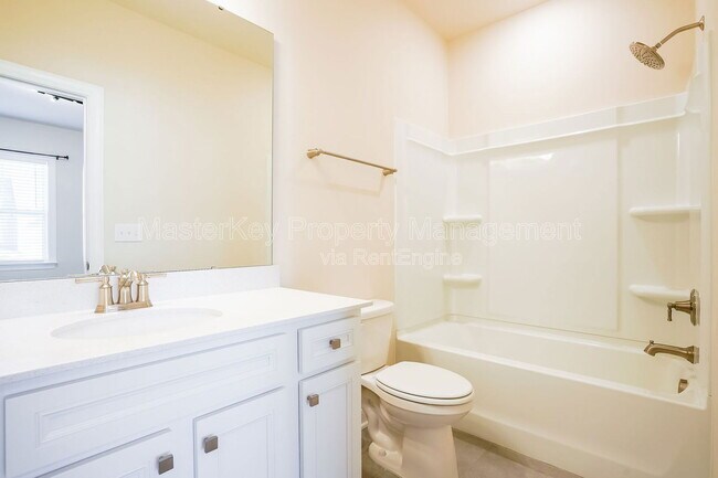 Building Photo - 616 Mount Blanc Way