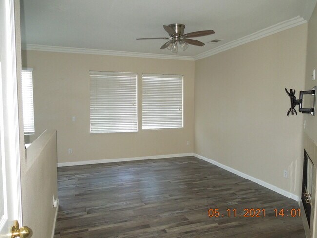 Building Photo - 33770 Willow Haven Ln