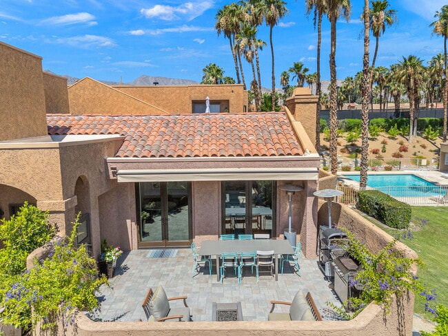 Building Photo - 49069 Mariposa Dr