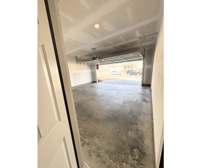 Building Photo - 8500 Mulberry Wy