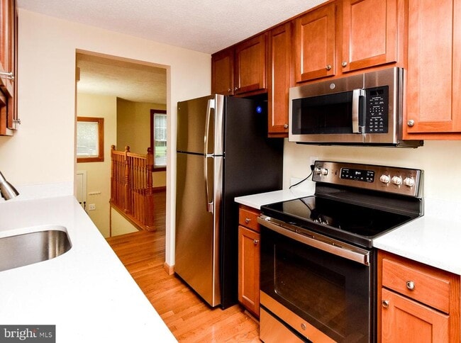 Building Photo - 6584 Madrigal Terrace