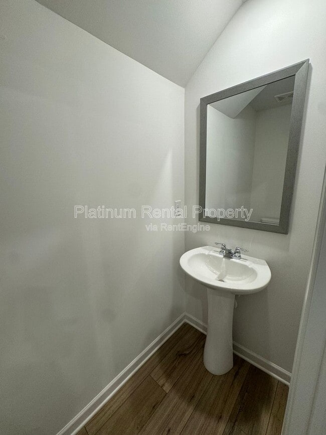 Building Photo - 2805 Habibi Ct