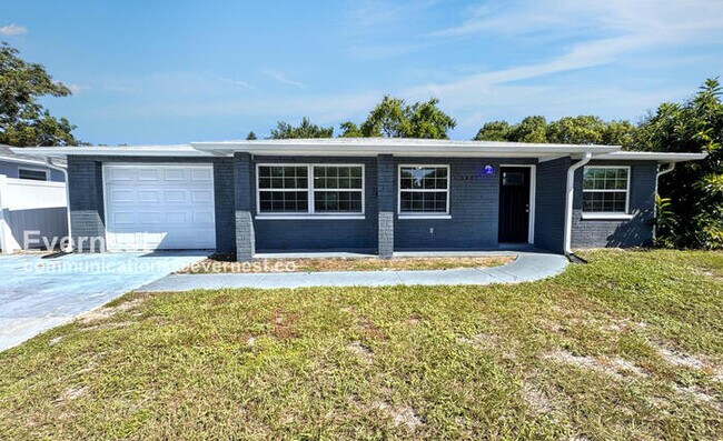 Primary Photo - 3407 Truman Dr