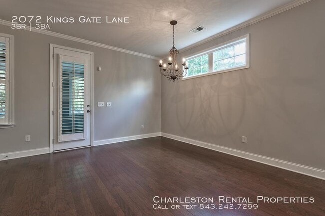 Building Photo - 2072 Kings Gate Ln