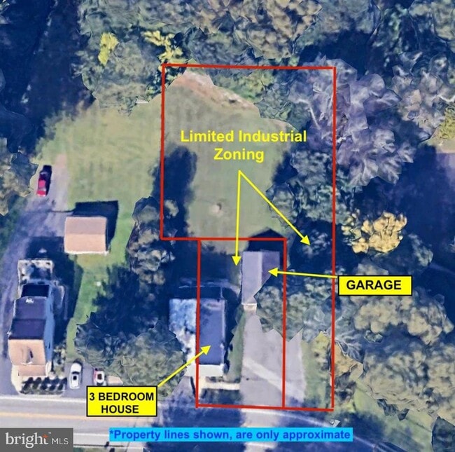 Building Photo - 692 Lenni Rd