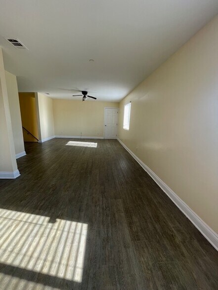 Building Photo - 3988 Denker Ave