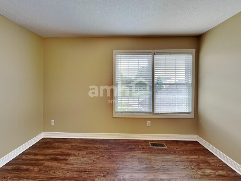 Building Photo - 7305 Holderman St