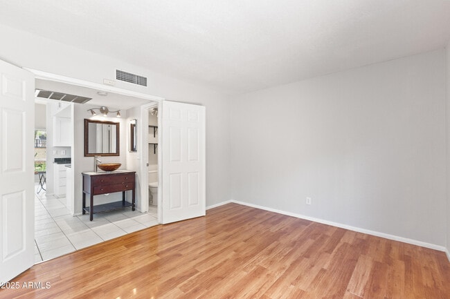 Building Photo - 4540 N 44th St