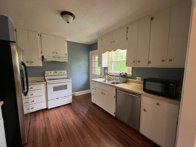 Building Photo - 2318 W Cornwallis Dr