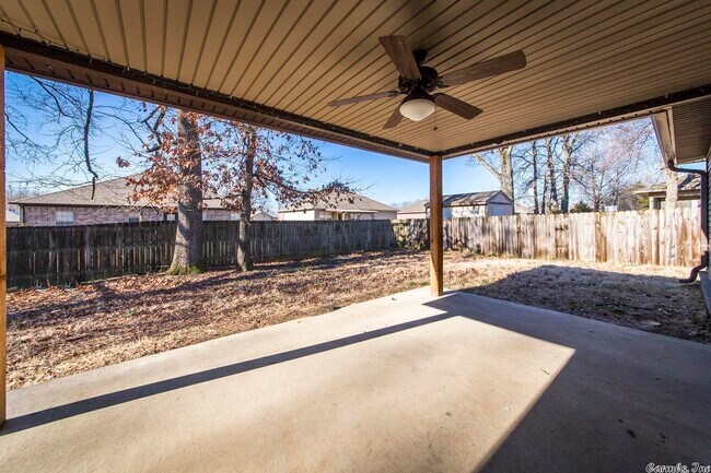 Building Photo - 29 Newcastle Dr