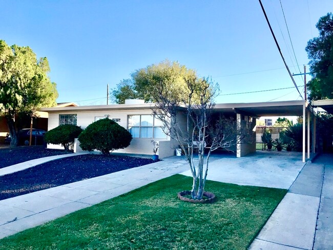 Primary Photo - 6338 St Lo Rd