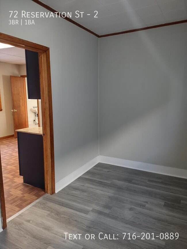 Building Photo - 72 Reservation St