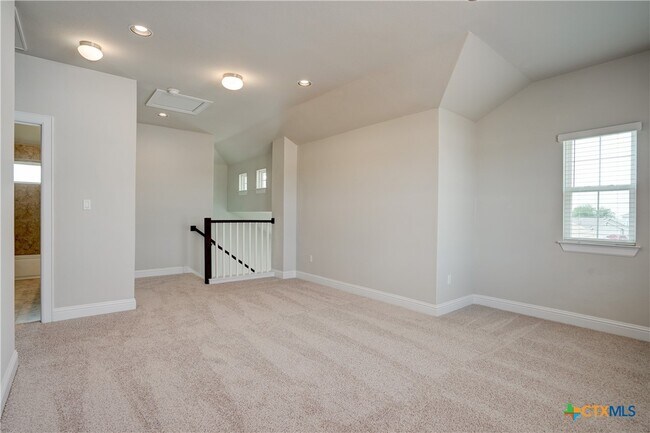 Building Photo - 130 Hidden Branch Cv